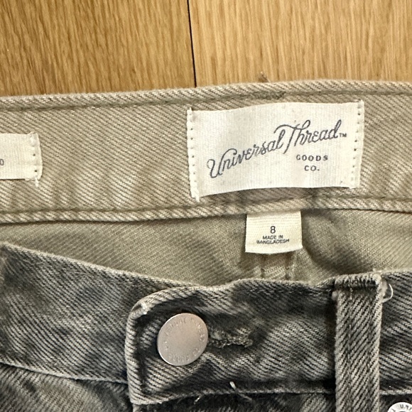 Universal Thread Women’s Leopard Pattern Jeans - Picture 3 of 6